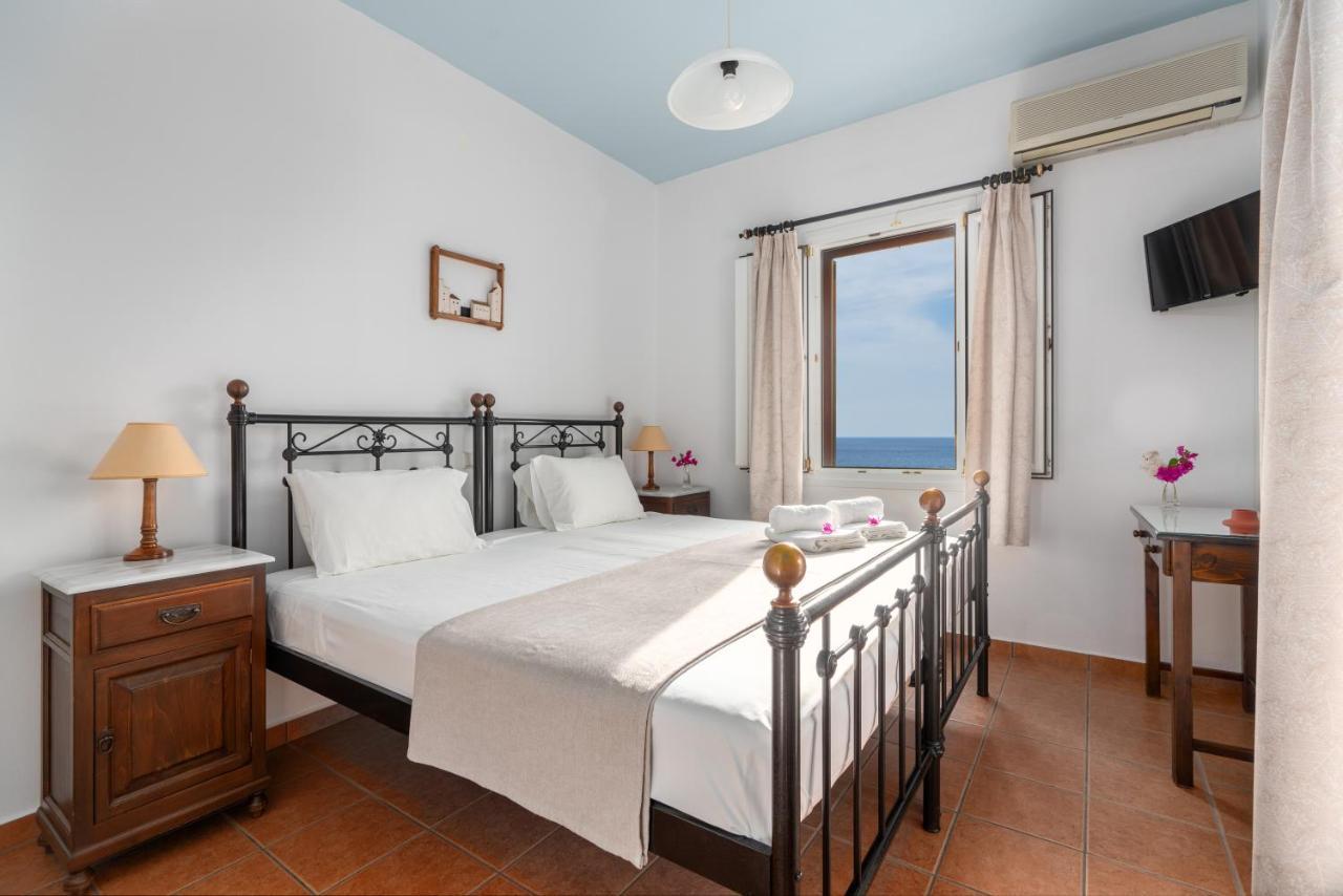 Reggina'S Apartments Fínikasz Kültér fotó
